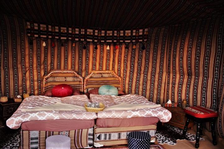 Legend Desert Camp Fulayj al Masha'ikh Exteriör bild