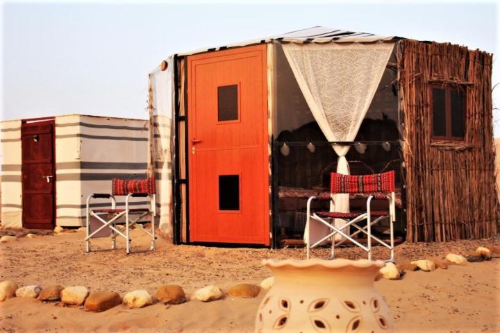 Legend Desert Camp Fulayj al Masha'ikh Exteriör bild