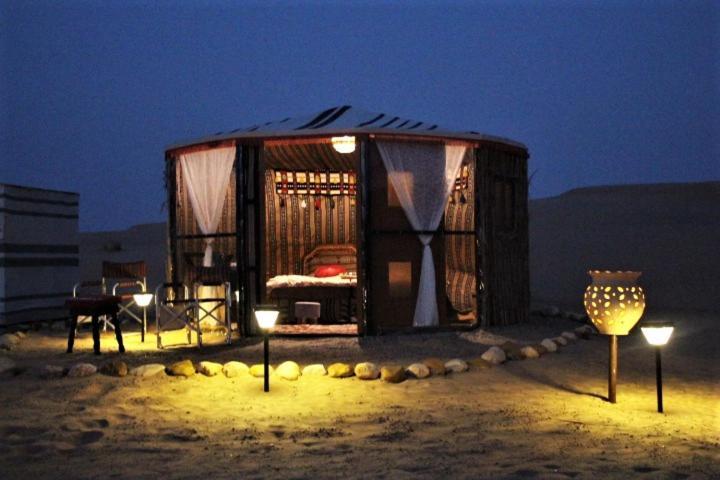 Legend Desert Camp Fulayj al Masha'ikh Exteriör bild