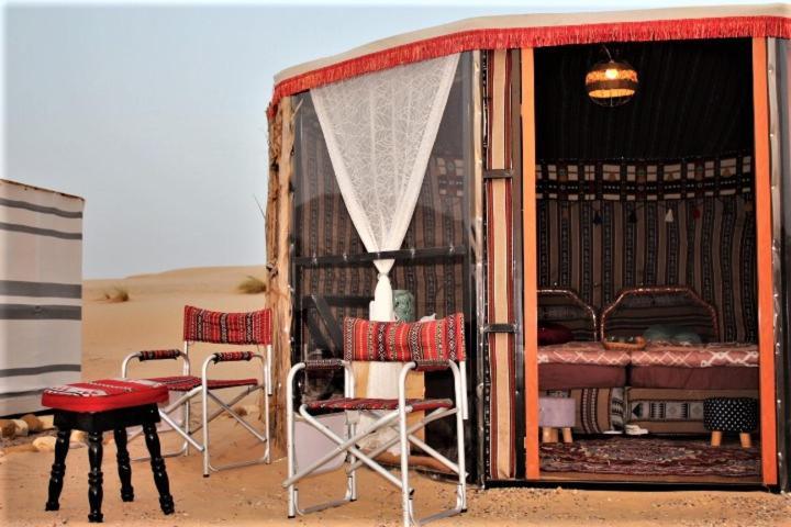 Legend Desert Camp Fulayj al Masha'ikh Exteriör bild
