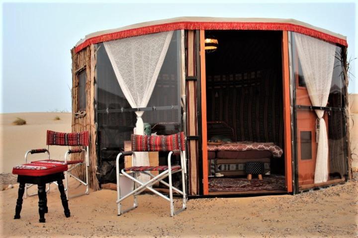 Legend Desert Camp Fulayj al Masha'ikh Exteriör bild