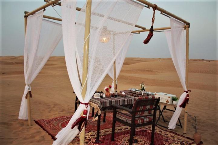 Legend Desert Camp Fulayj al Masha'ikh Exteriör bild