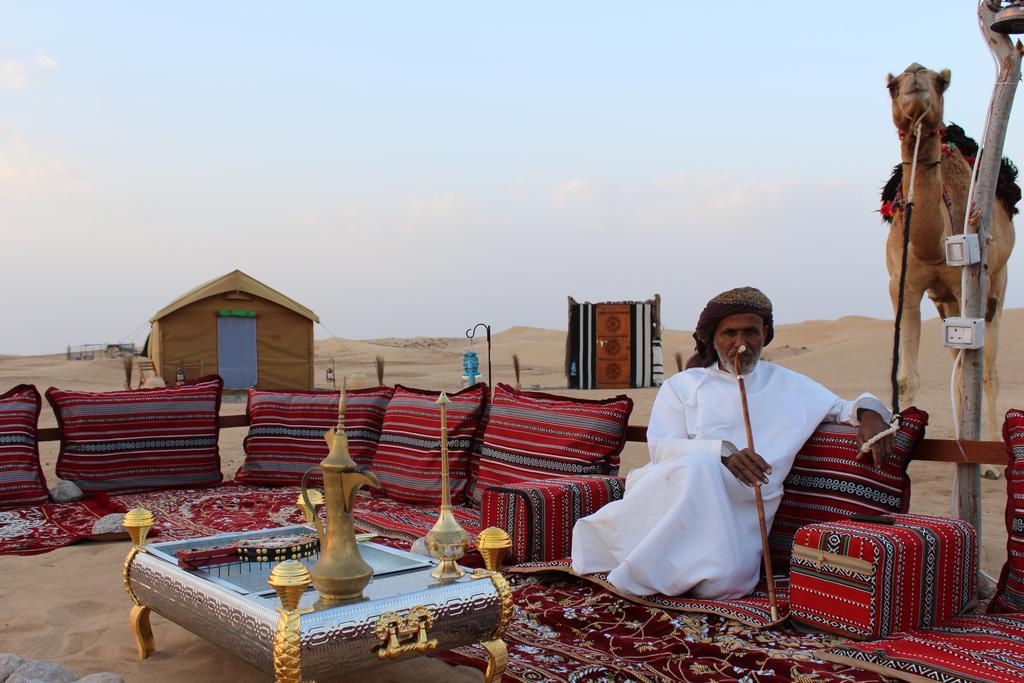 Legend Desert Camp Fulayj al Masha'ikh Exteriör bild