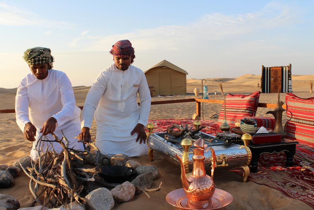 Legend Desert Camp Fulayj al Masha'ikh Exteriör bild