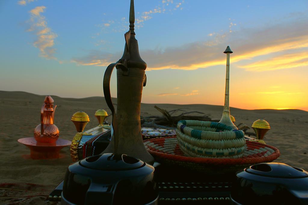Legend Desert Camp Fulayj al Masha'ikh Exteriör bild