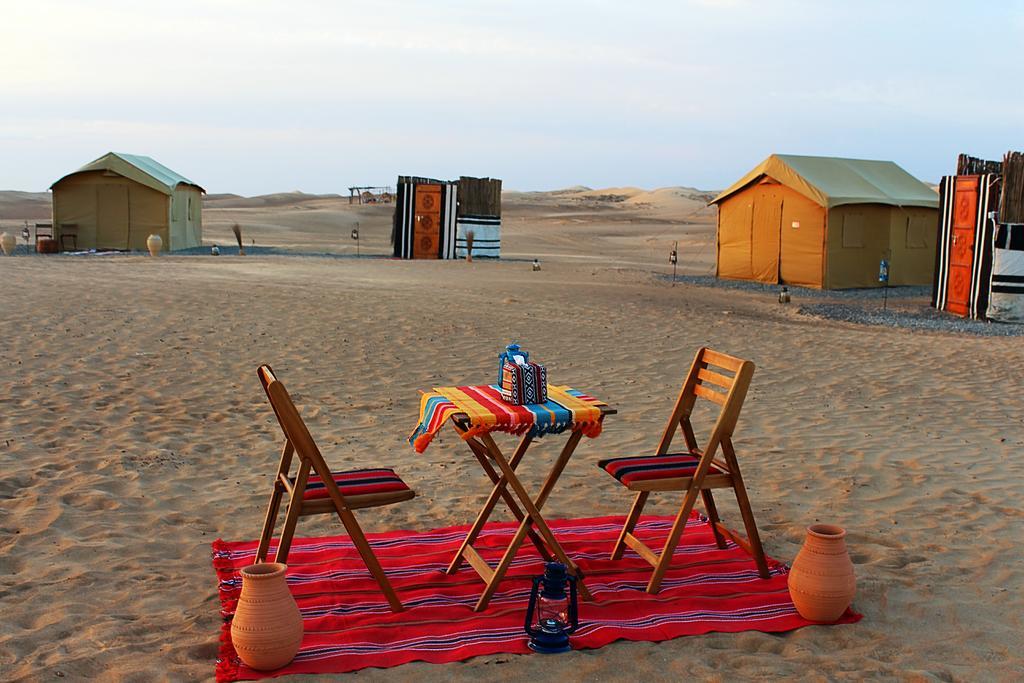 Legend Desert Camp Fulayj al Masha'ikh Exteriör bild