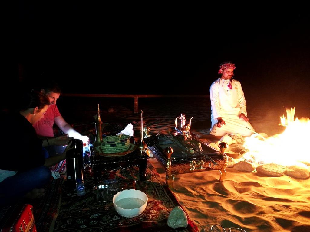 Legend Desert Camp Fulayj al Masha'ikh Exteriör bild