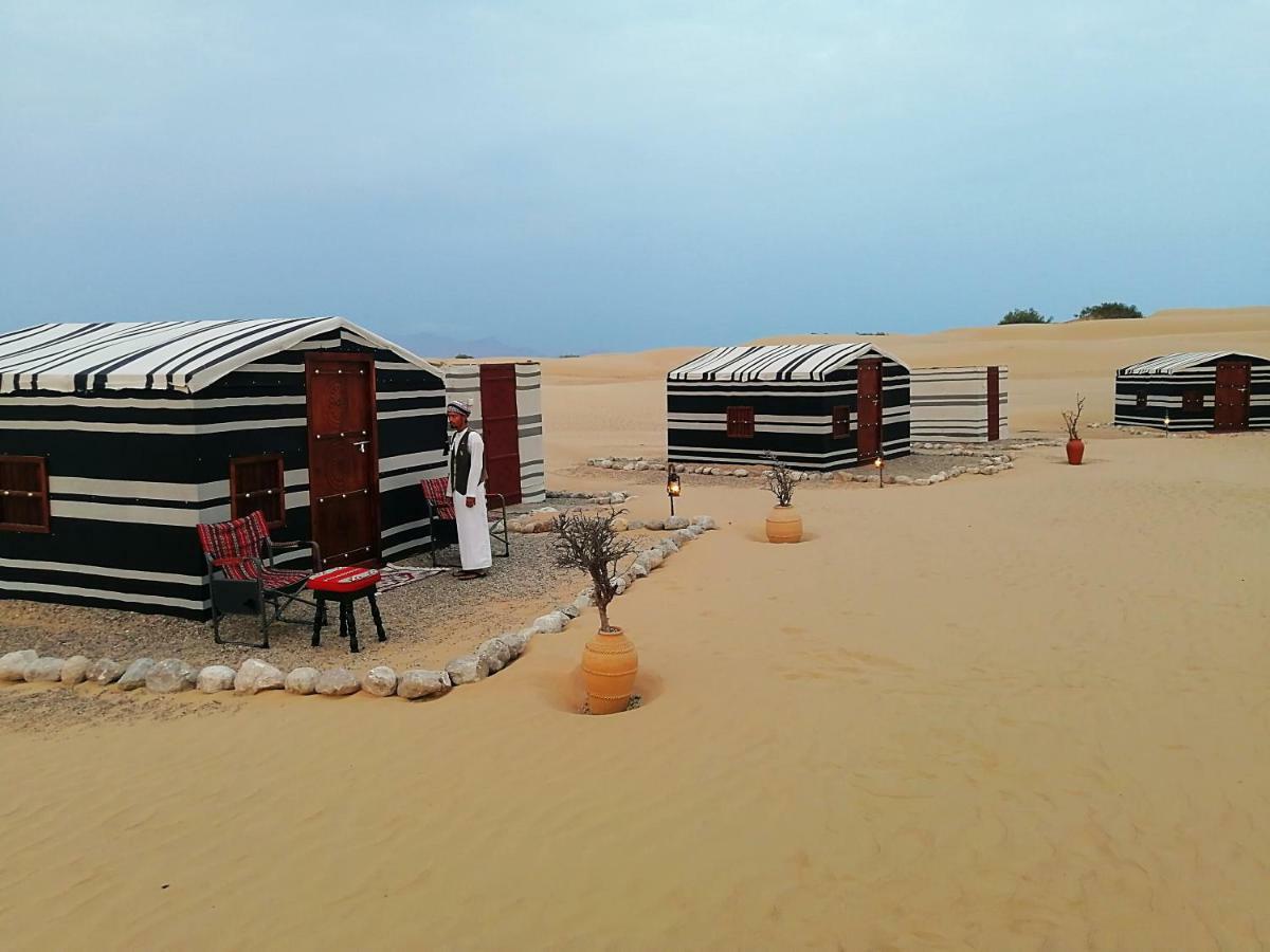 Legend Desert Camp Fulayj al Masha'ikh Exteriör bild